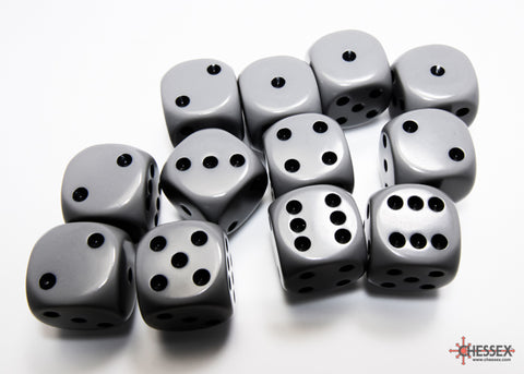 Chessex Opaque Grey/Black 16mm d6 Dice Block